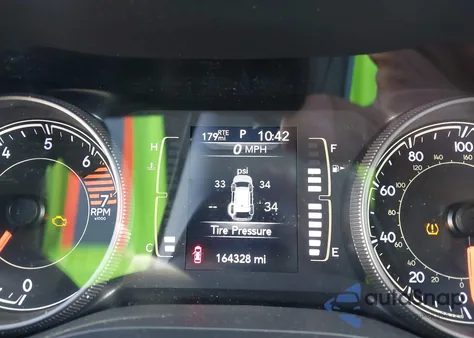 2019 Jeep Cherokee Latitude Plus Fwd z USA, uszkodzony, nr VIN 1C4PJLLB4KD225947